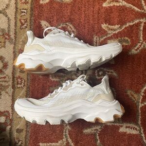 Sorel Women's Kinetic Breakthru Tech Lace Shoes 8